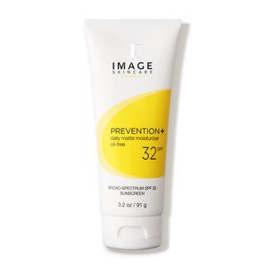 PREVENTION+ daily matte moisturizer SPF 32+
