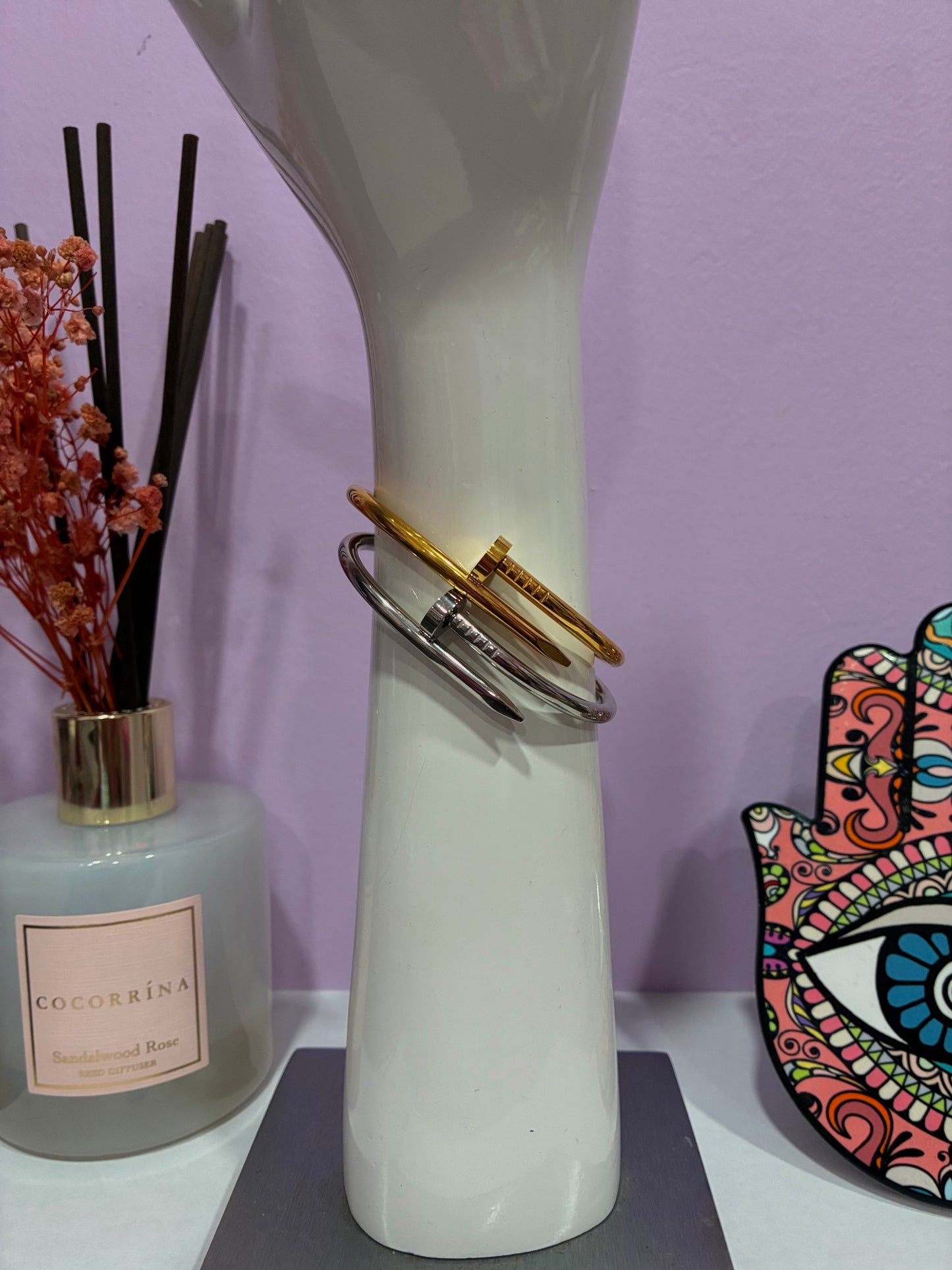 Éclat Nail-Inspired Bracelet